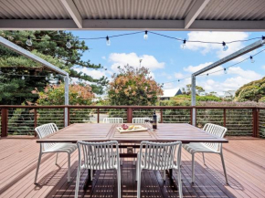 Eagle Bay Beach House - 300m to the beach!, Dunsborough